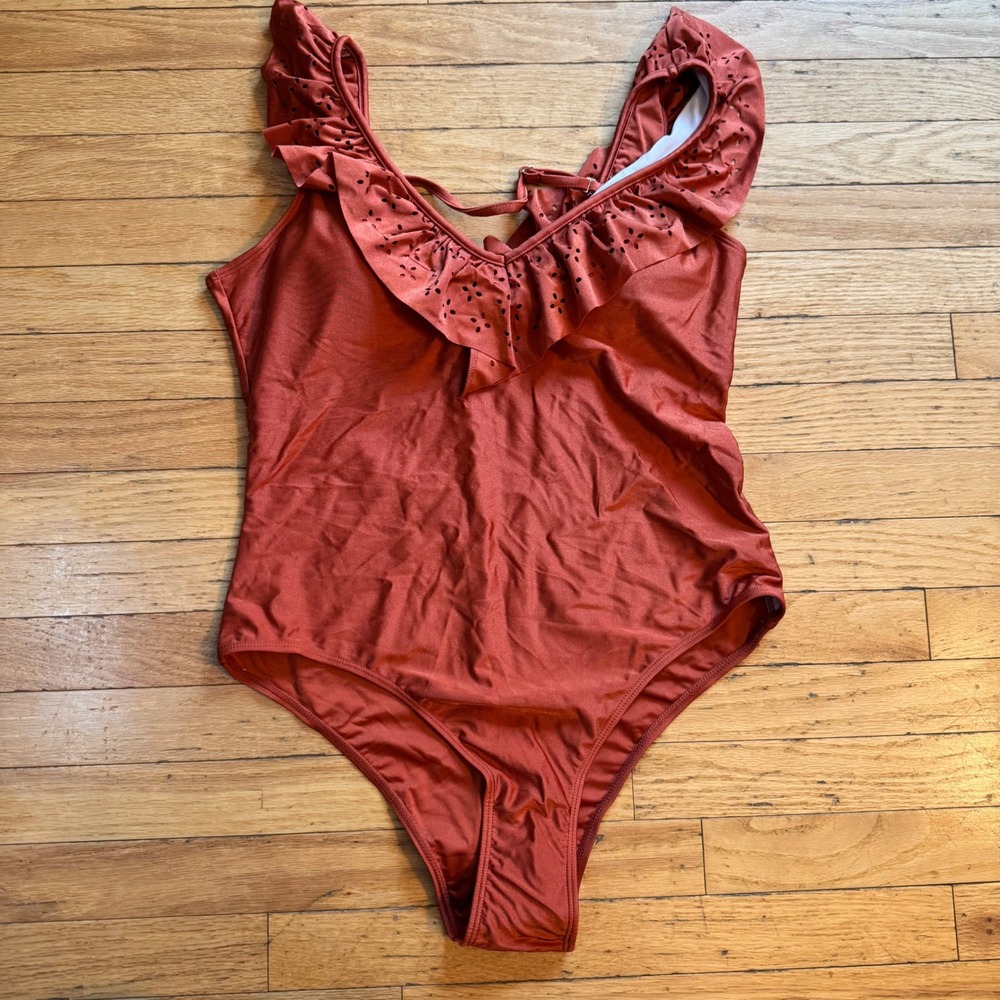 Luna Wave Womens XXL Burnt Orange Eyelet Ruffle One‎ Piece Swimsuit New